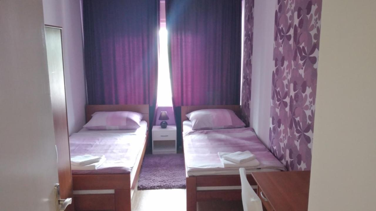 Apartman Tomic Apartamento Korenica Exterior foto