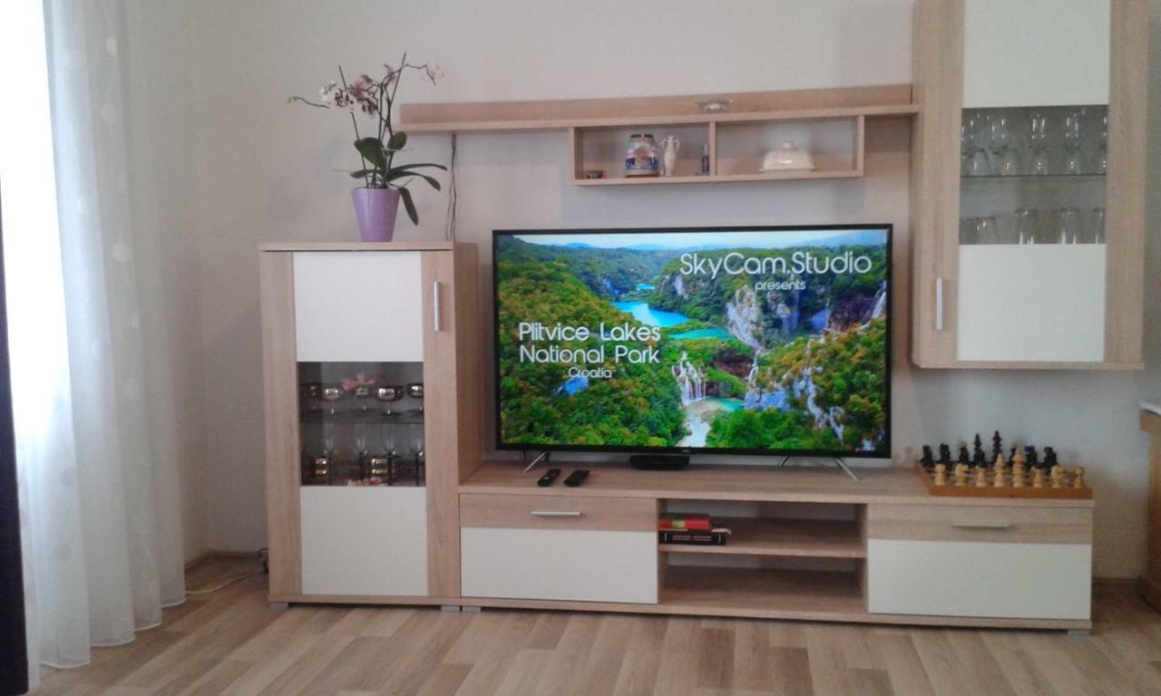 Apartman Tomic Apartamento Korenica Exterior foto