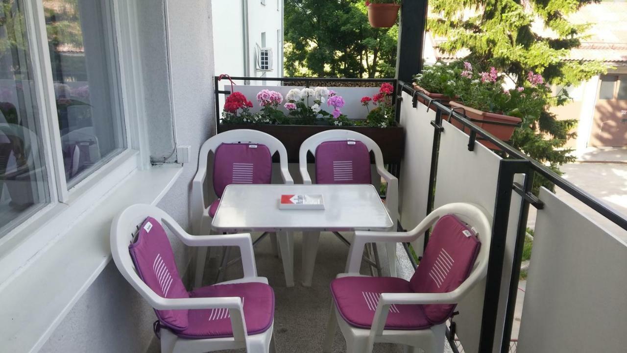 Apartman Tomic Apartamento Korenica Exterior foto